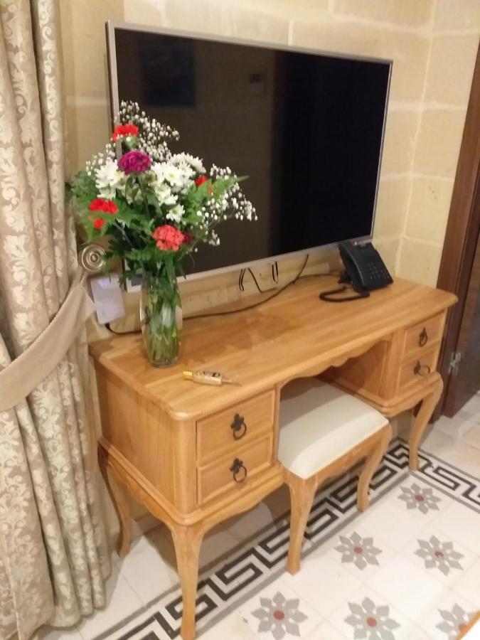 Central 214 Boutique Hotel Hamrun Kültér fotó